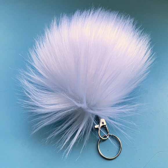 White faux fur pom pom zipper charm key ring - Picture 3 of 4